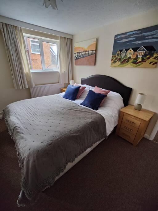 Stunning 1 Bedroom Apartment Over Looking River Rye Exterior photo